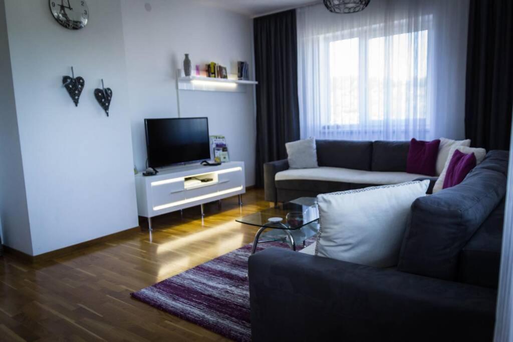 Fantasy Apartment Tuzla Exteriör bild